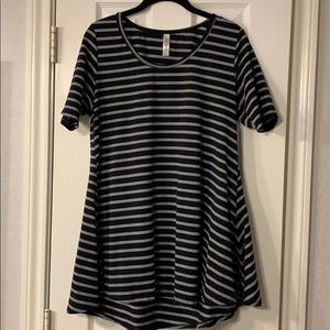 Lularoe Perfect-T medium